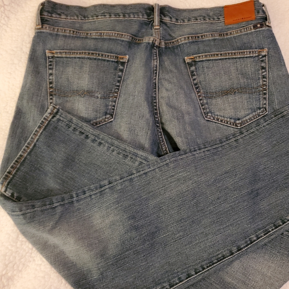 Lucky Brand men's 410 Athletic fit jeans size 42x34 - Picture 6 of 7